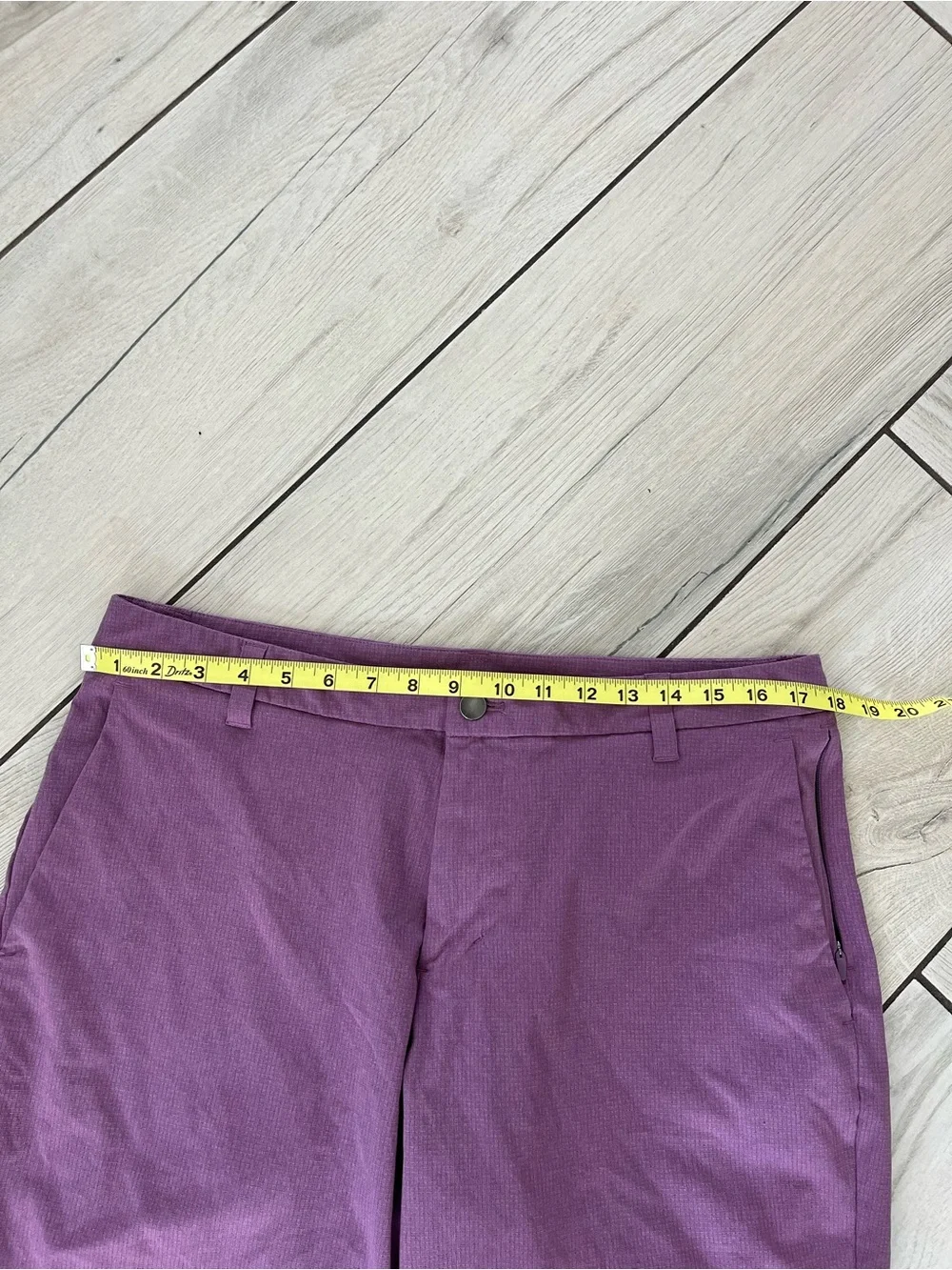 Men’s Lululemon Purple 7in Inseam Shorts Size 34